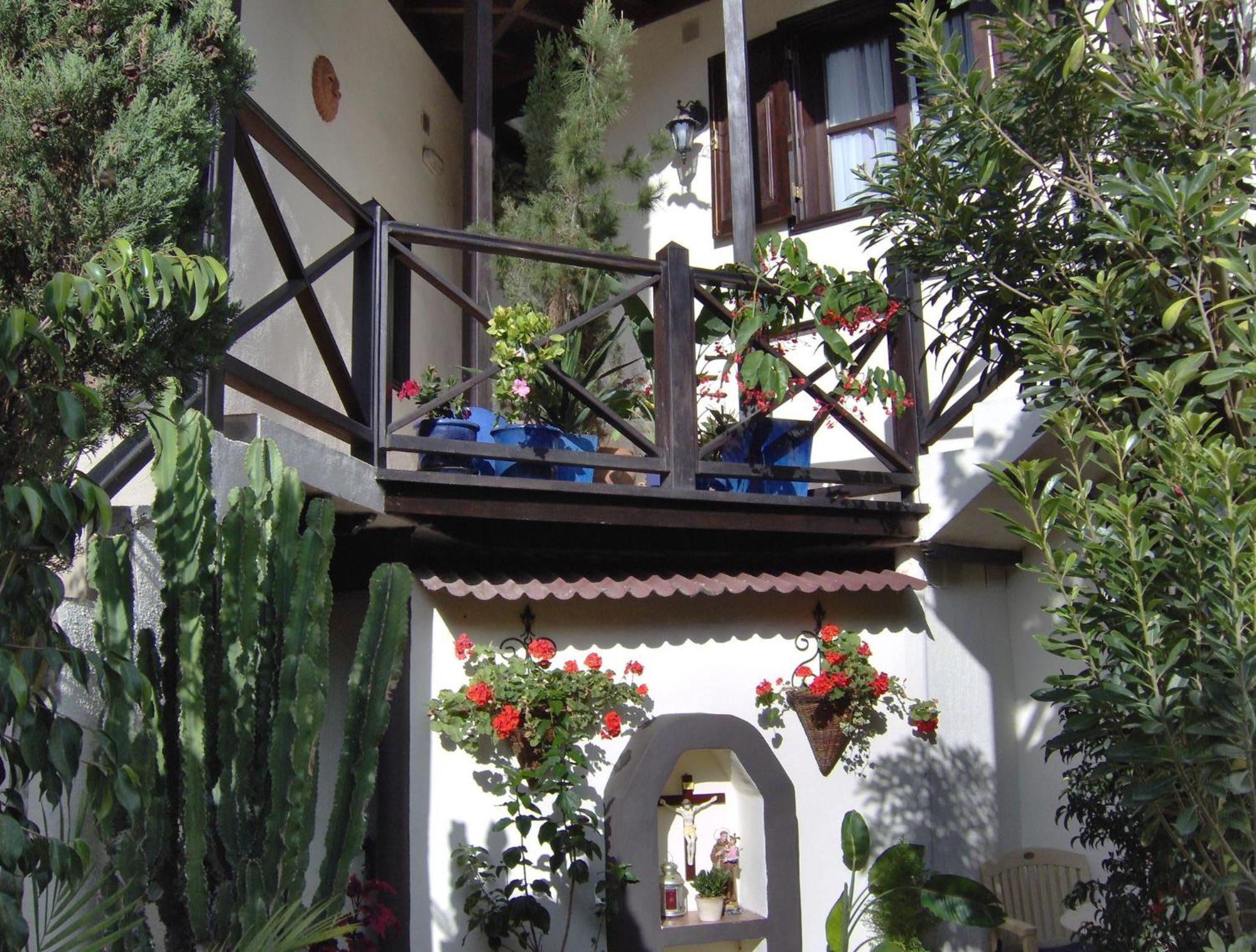 Holiday Home To The Street With Big Kitchen Икод-де-лос-Винос Экстерьер фото